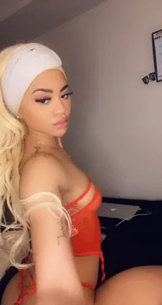 19yo Ebony Slut's Thicc Booty Tease Makes Daddies Throb Hard