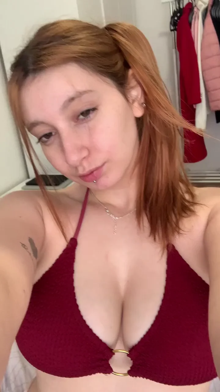 Tired of boring fuckdolls, I'm craving a sex partner who can make me feel alive.