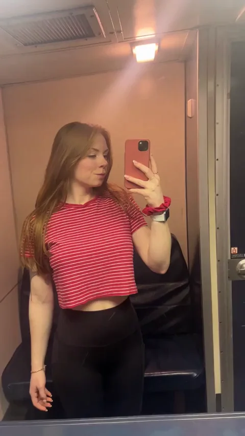 I got this outfit at the Darth Maul, thats why its half off 😉