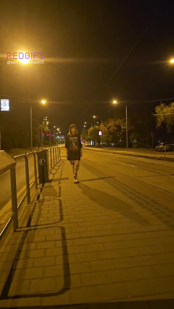 🔥 Thrill of Flashing Strangers on the Bridge 😈