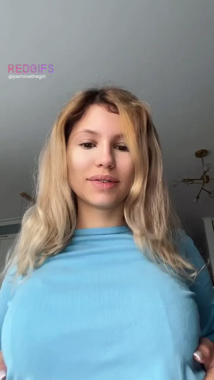 Plop My Juicy Tits Right on Your Hungry Face 😈🍈🍈