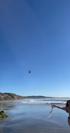 Just showing some support for our troops ????? [GIF]