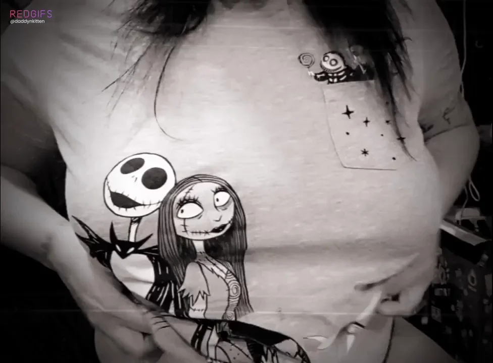 First-Time 🎃 Nightmare Titty Drop Tease 💦