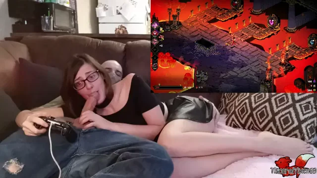 🔥 Gaming on Hades While Slurping Roomie's Fat Cock - Ultimate BJ Freeuse! 🍆🎮
