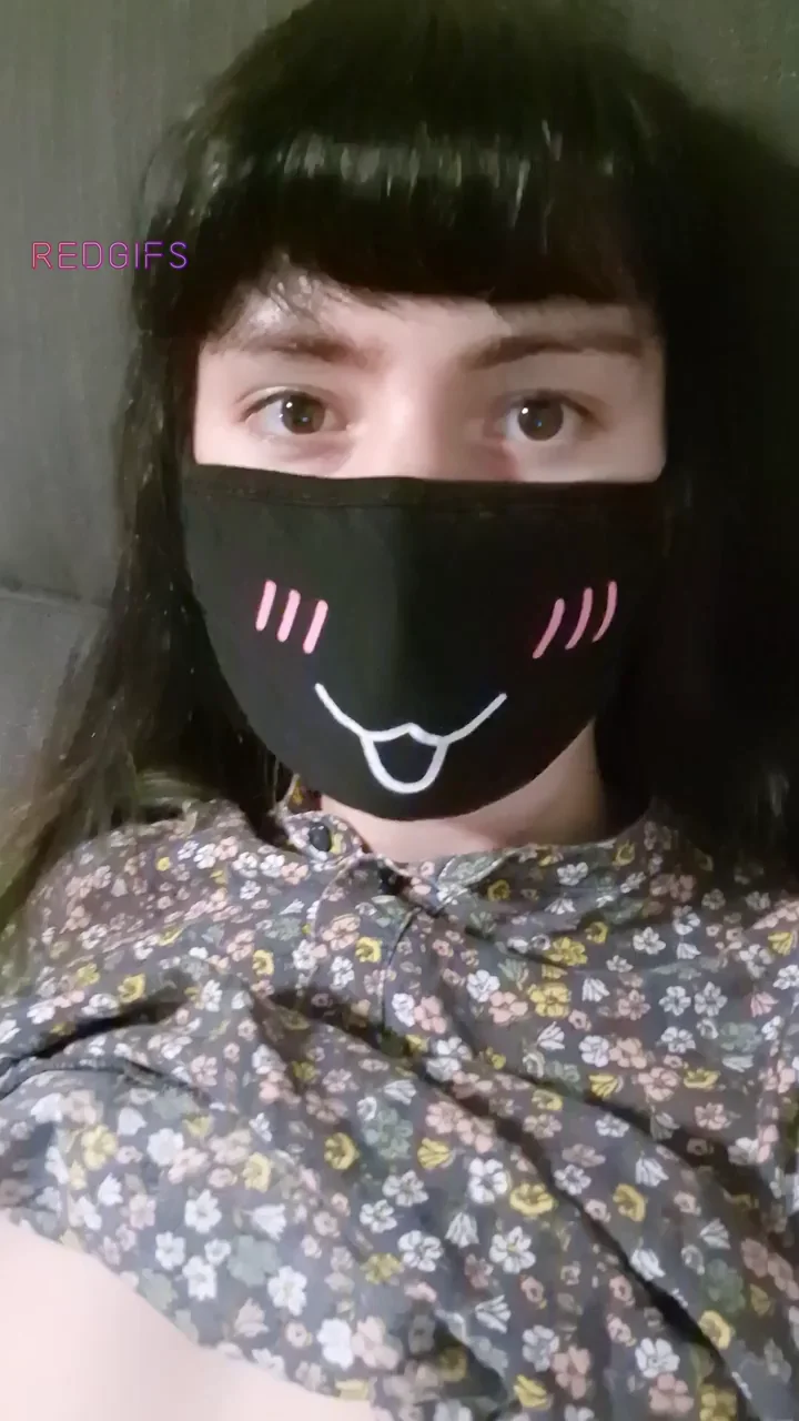I can't find any guys that would date a trans girl here :(
