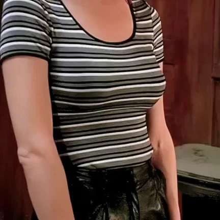 🔥 Leslie Zemeckis' Steamy Softcore Tease in Sex Files: Restless Souls '98 💋