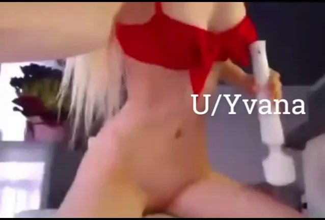 I am so horny this morning)