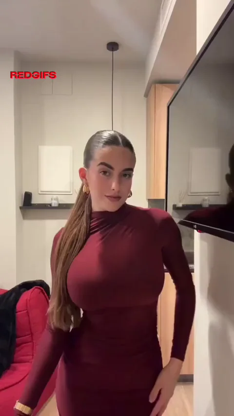 🍒 Busty College Slut's Tight Top Tit Tease 🔥