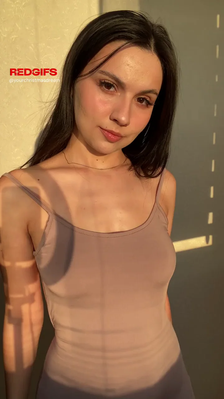 Soft Perky Latina Tits Begging for Your Touch 😍🍈🍈