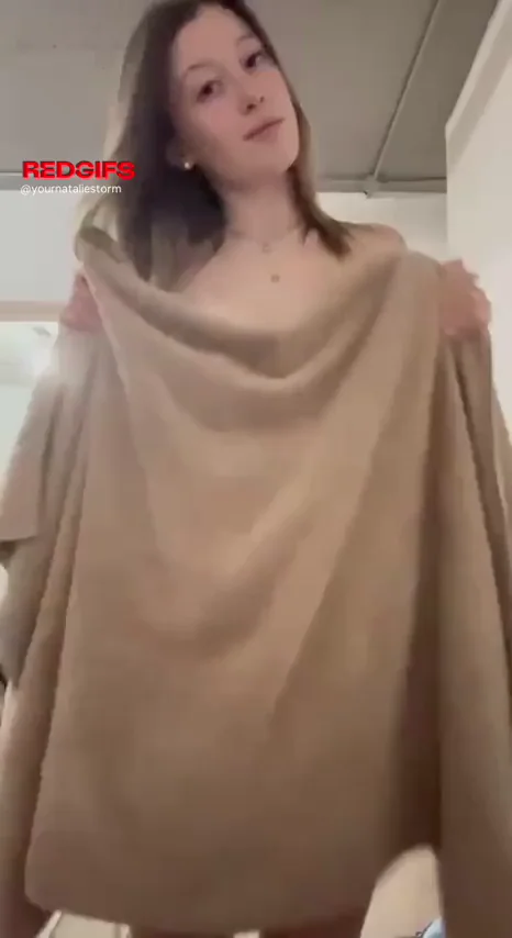 Bouncy perky and ready for cumshot