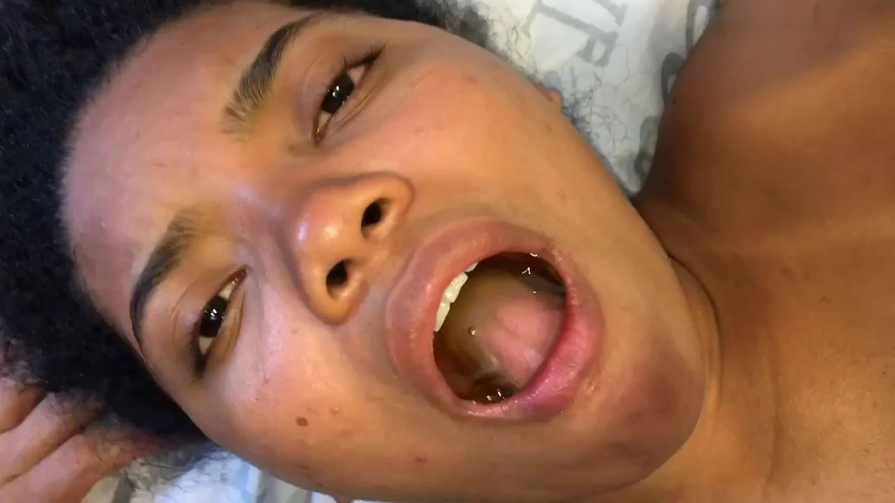 She loves to swallow her man's juices