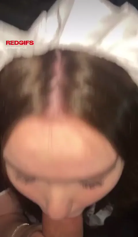 Wifey's Secret Maid Gig: Sucking Boss's Fat Cock 😈🍆👅