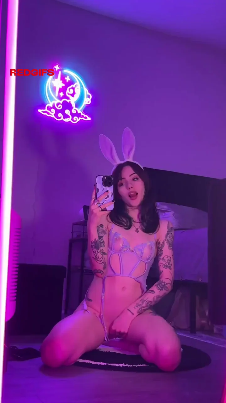 Your Naughty Little Bunny Tease 🐰💦