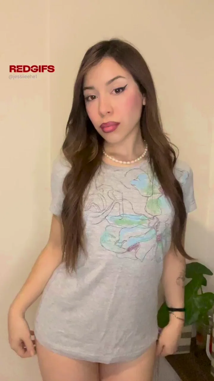Do my small boobs fit my body?