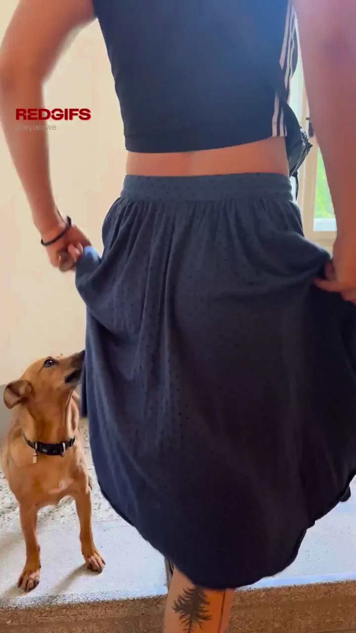 Flashing on the hallway, risking our neighbors to catch me [gif]