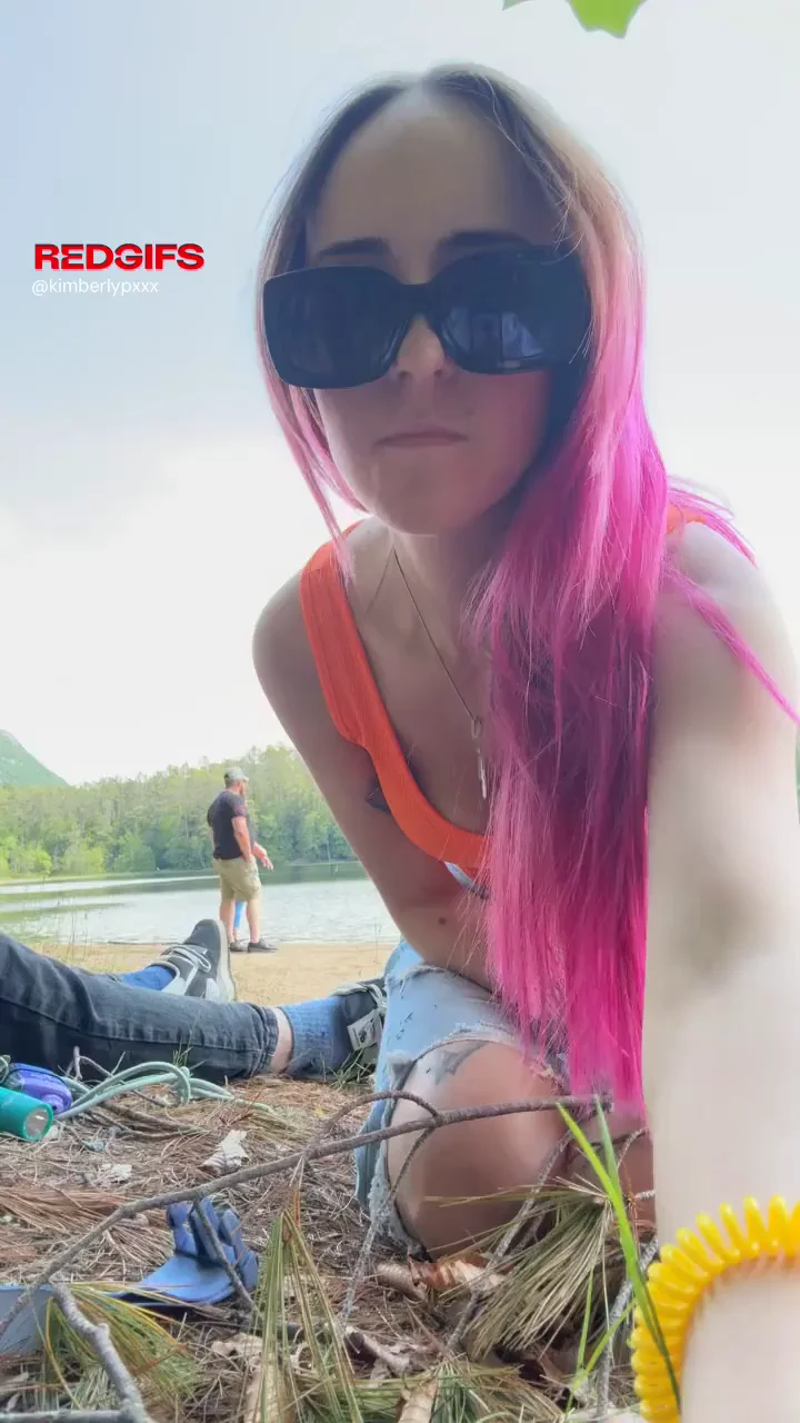 Couldn’t hold it even at the Lake [gif]