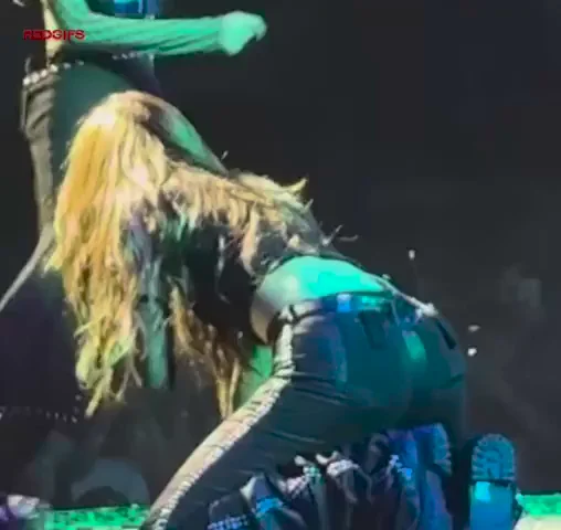 Kazuha LE SSERAFIM Ass Twerk Tease 💦🍑🔥
