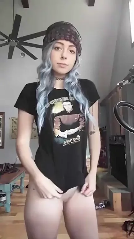 Sweet Girl Shows Her Breasts And Pussy