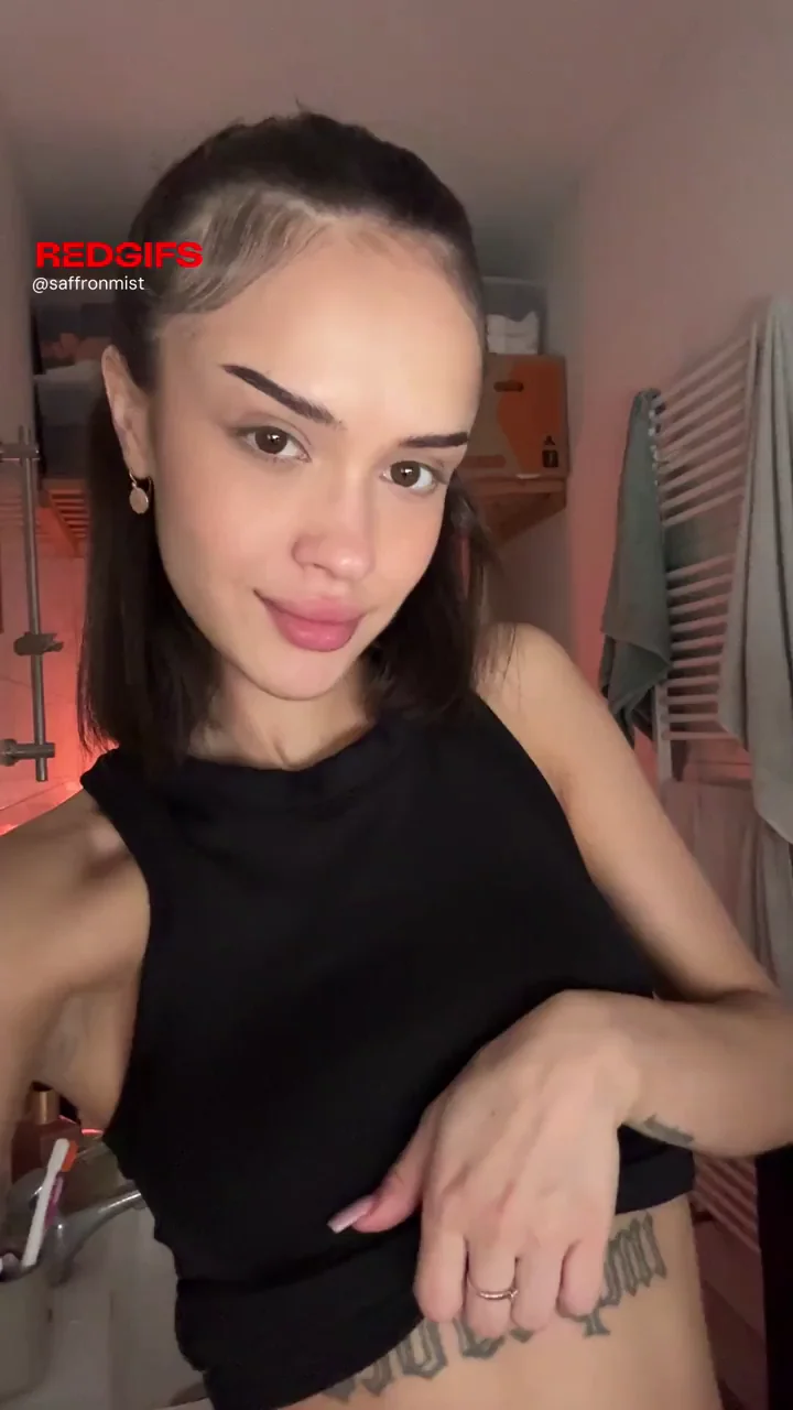 just say "YEAP" if your inbox is open for my nudes and give me 10min!!!