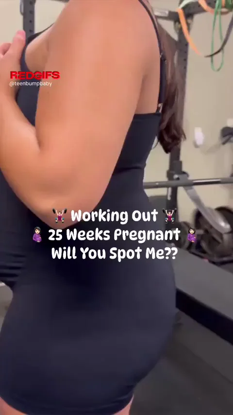 25 Weeks Preggo Muscle Mommie Craves Workout Spotter Cock 💪🍆🏋️‍♀️
