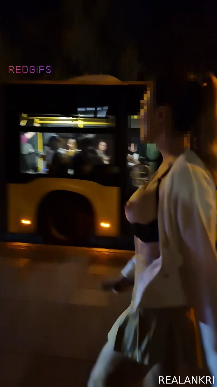 Walking past all those people at night in Berlin while my boobs are hanging out was so so thrilling.