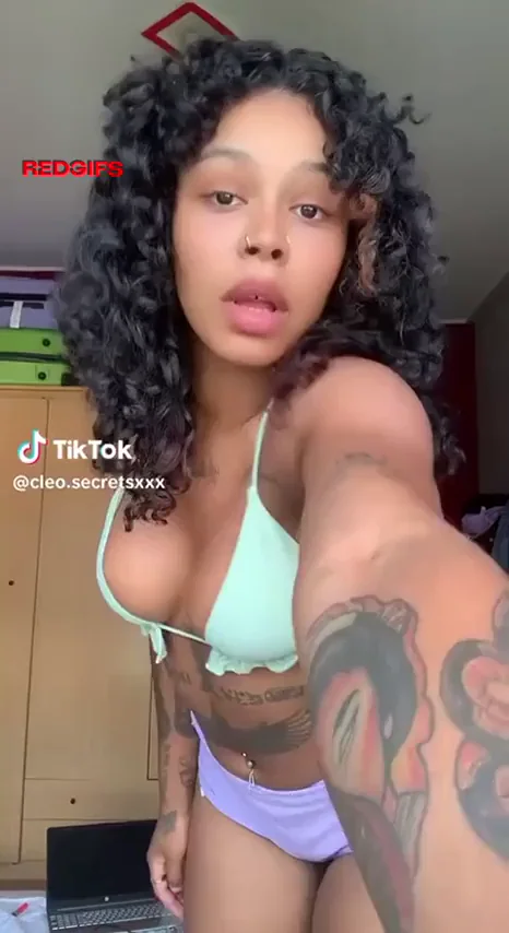 Taste This F18 Teen's Juicy Body 🍑💦