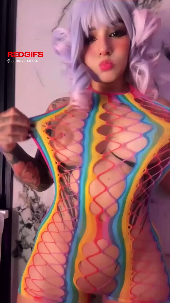 Bouncing tits