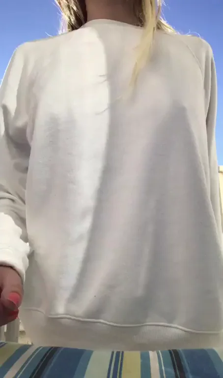 Quick Titty Flash from Busty Petite Slut 😈🍈🍈