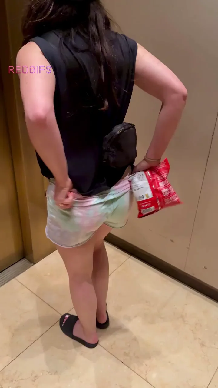 🍑 Thong-Clad Ass Tease in Public Elevator 🚀