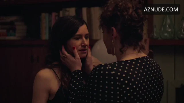 🔥 Kathryn Hahn's Steamy Threesome Tease in Mrs. Fletcher 💋