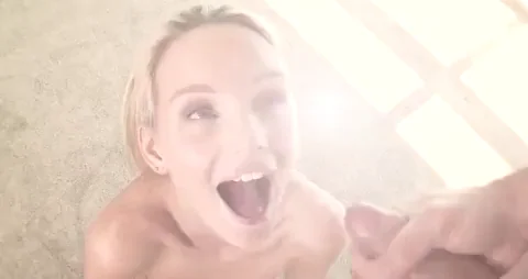 Sammie Daniels Hates That Sticky Cum Facial 💦😖