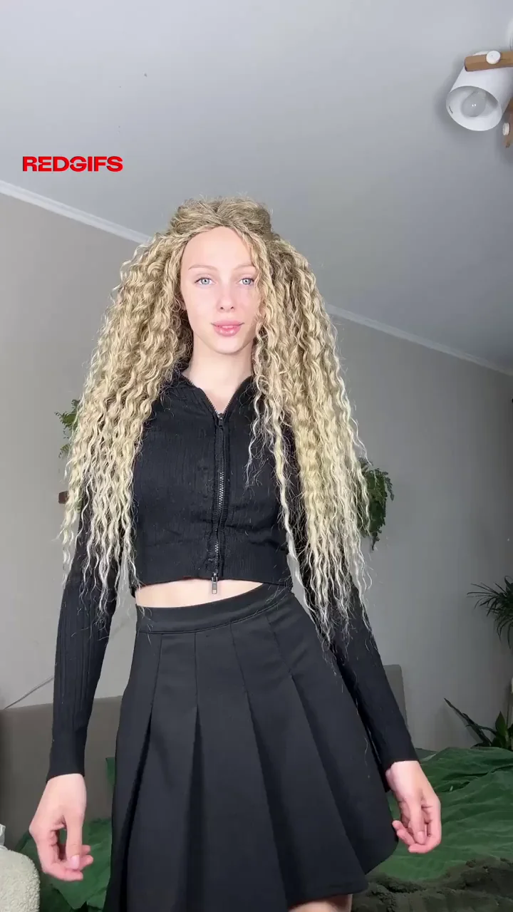 Body reveal, amazing fake tits