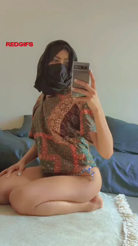 I need a man's opinion: are Pakistani girls hot or gross