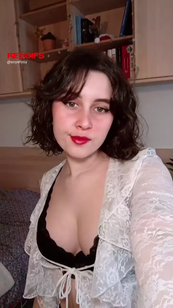 What do you think of this cleavage?