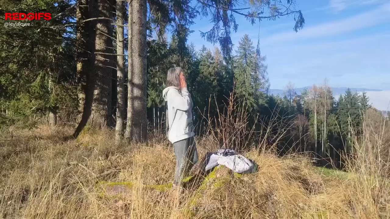 Being 38 is not too old to be cute and naughty on a trail