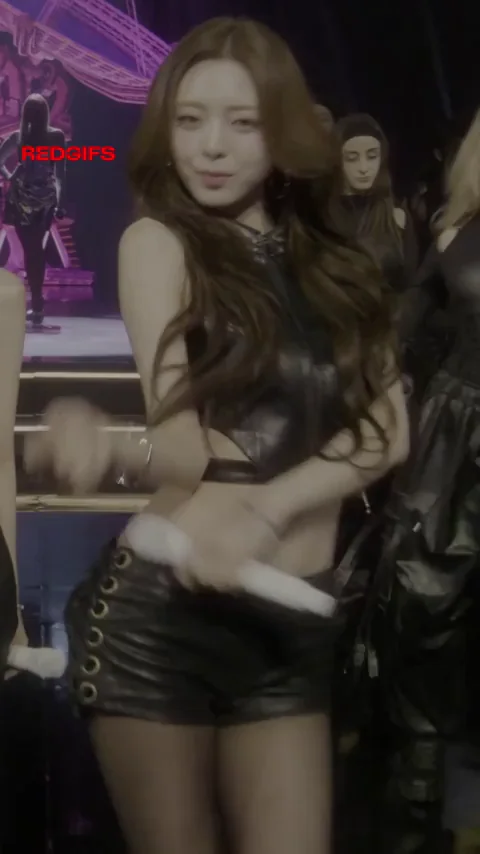 ITZY - Yuna