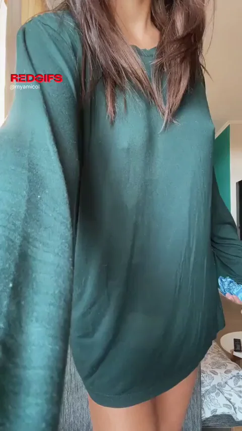 MILF Tease: Emerald Sweatshirt Slips Off for Dripping Wet Pussy Reveal