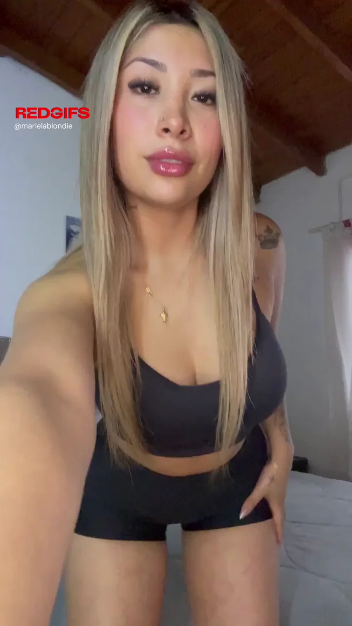 Peel These Tight Shorts Off My Juicy Ass, Babe