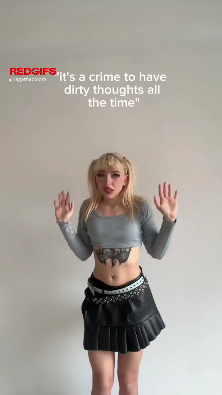 Horny TikTok Latina Baddie Craving Breeding Creampies 😈💦