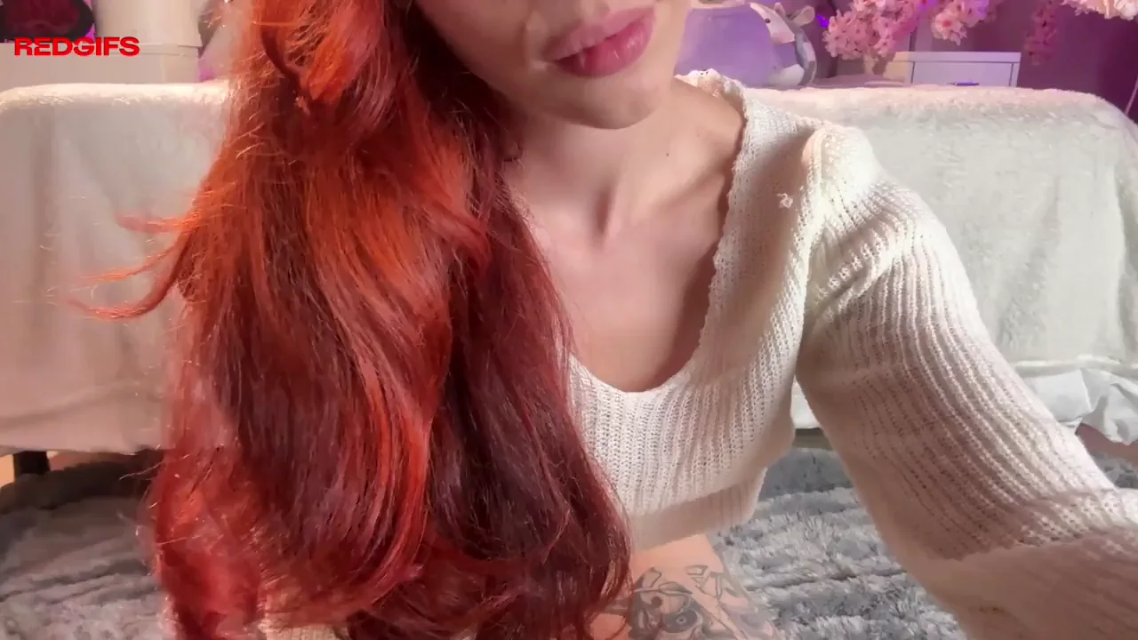 Suckable Fire-Redhead Tits Tease 🔥🍒