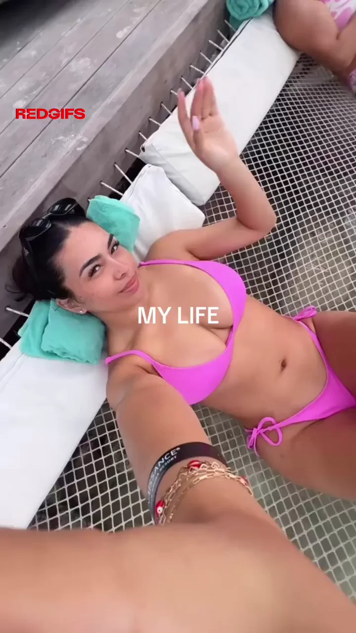 Pretty Latina
