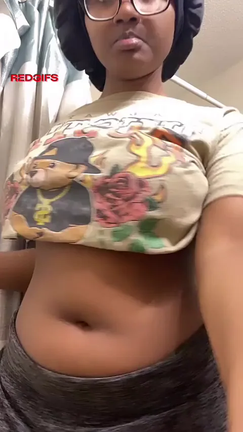 Oopsie! Ebony Babe's Massive Tits Tease Slip 🫣