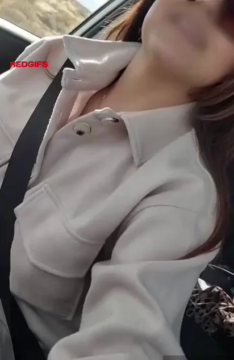 Good Girl Passenger Flashes Juicy Latina Tits in Car 🚗🍈💦