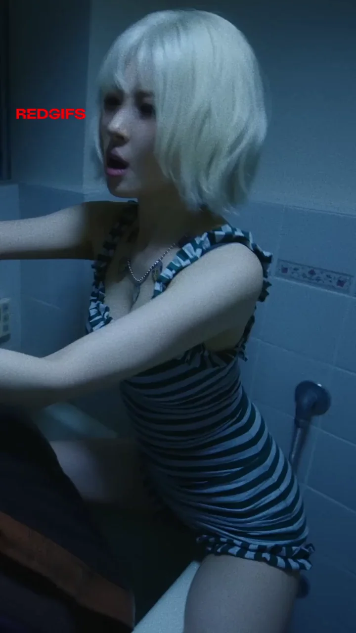 Sunmi's Slutty K-Pop Tease: Platinum Bombshell Curves Exposed
