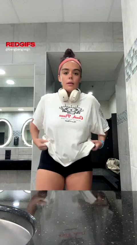 Wore These Tight Shorts Just for Your Cock 😈🍑