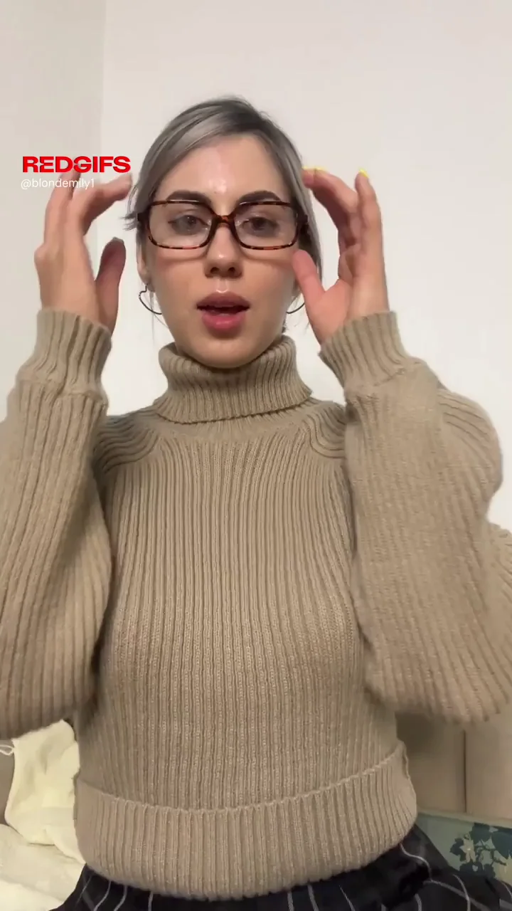 Unveiling My Juicy Perfect Tits 😍🍈🍈