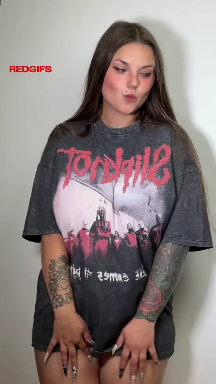 Heavy metal titties