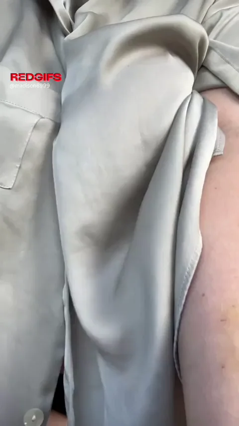 Breaking Rules with Thick Booty Tease 💦🍑