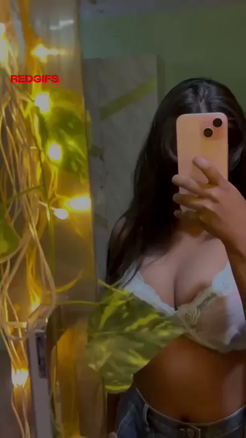 Every guy has a preference… are you a boob lover or ass worshipper? (f)