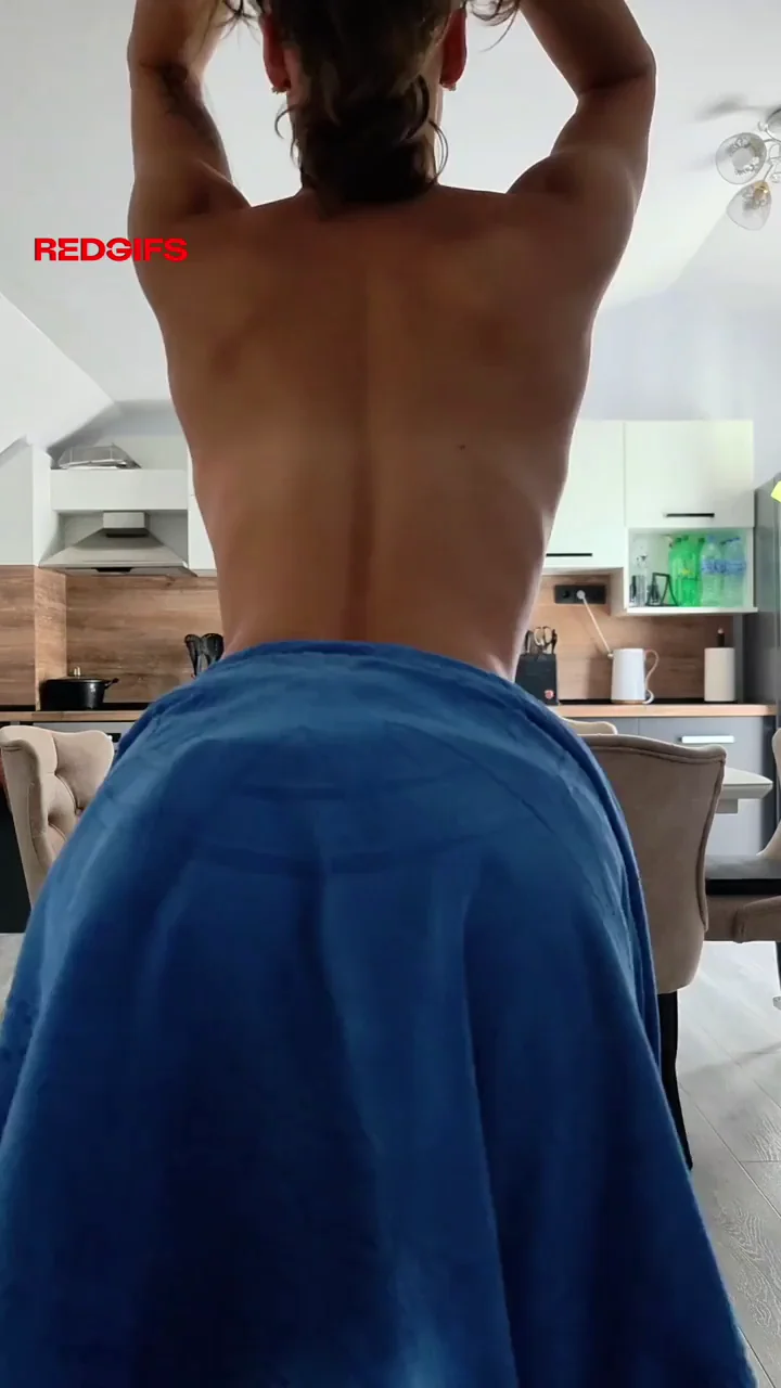 42YO Wifey's Kitchen Ass Tease: Towel Drop to Juicy Cheeks